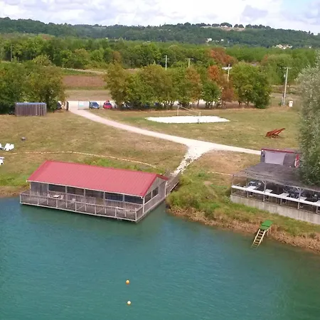 Holiday home Domaine St Gilles - Maison Entierement Climatisee, Proche Activites Aquatiques Et Equestres Baurech