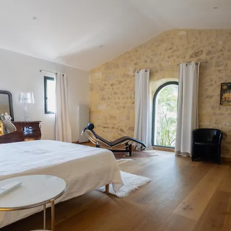 Domaine St Gilles - Maison Entierement Climatisee, Proche Activites Aquatiques Et Equestres