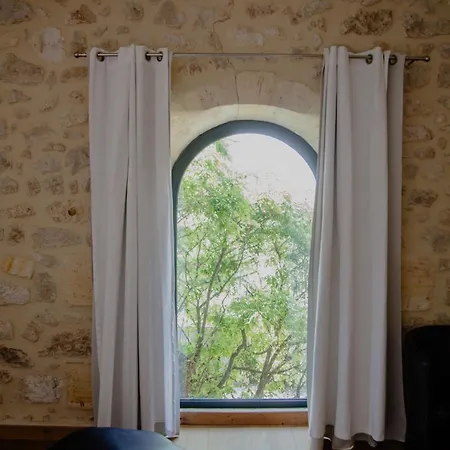 Domaine St Gilles - Maison Entierement Climatisee, Proche Activites Aquatiques Et Equestres Holiday home Baurech