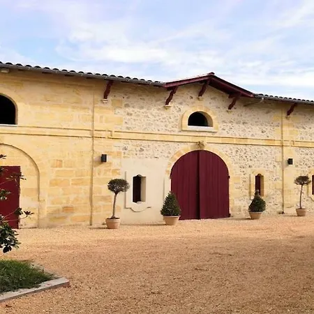 Domaine St Gilles - Maison Entierement Climatisee, Proche Activites Aquatiques Et Equestres *