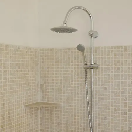Holiday home Domaine St Gilles - Maison Entierement Climatisee, Proche Activites Aquatiques Et Equestres *